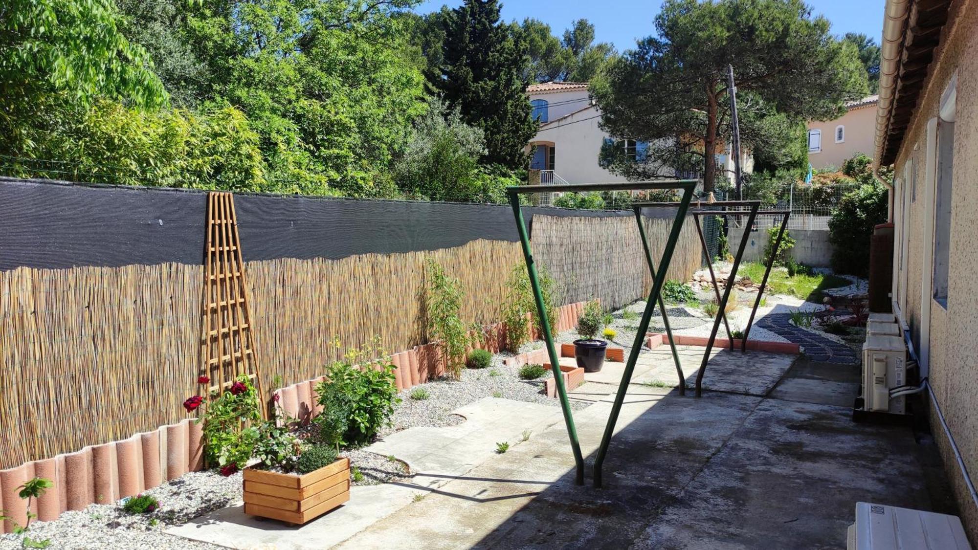 Le Jardin Des Rocailles - Villa 4 Chambres Climatisee Avec Piscine A Deux Pas D'Avignon Villeneuve-lès-Avignon Dış mekan fotoğraf