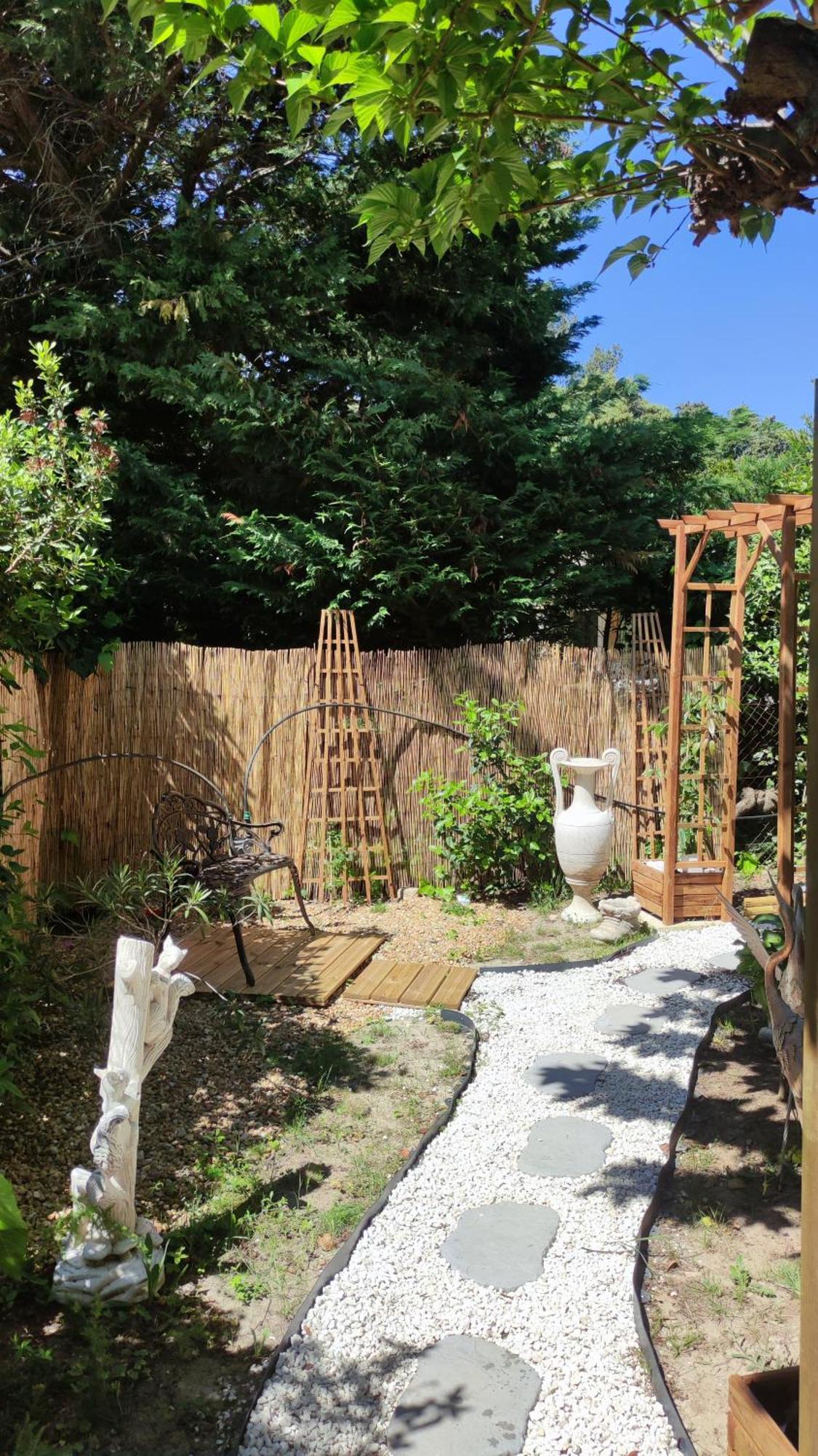 Le Jardin Des Rocailles - Villa 4 Chambres Climatisee Avec Piscine A Deux Pas D'Avignon Villeneuve-lès-Avignon Dış mekan fotoğraf