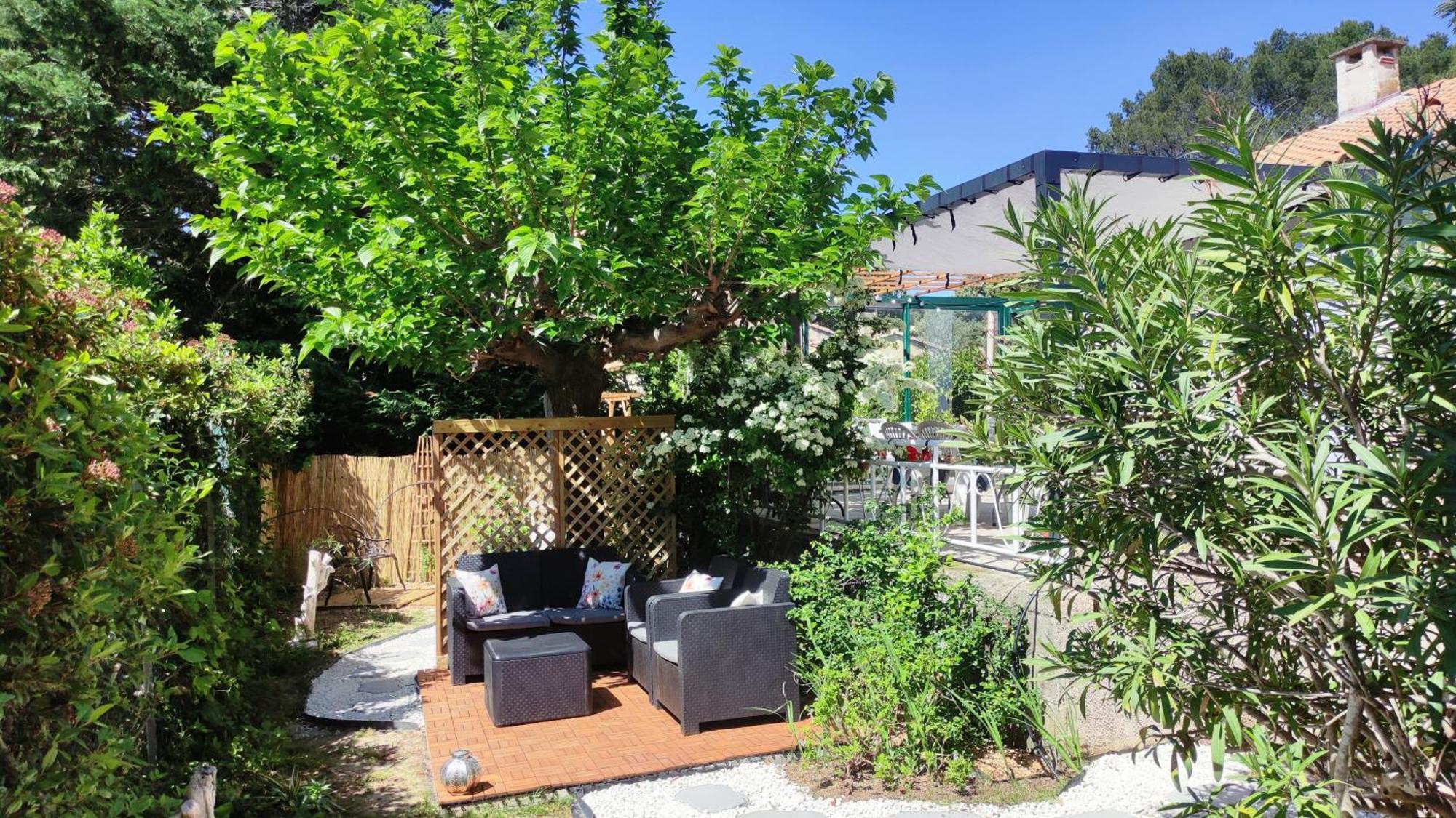 Le Jardin Des Rocailles - Villa 4 Chambres Climatisee Avec Piscine A Deux Pas D'Avignon Villeneuve-lès-Avignon Dış mekan fotoğraf